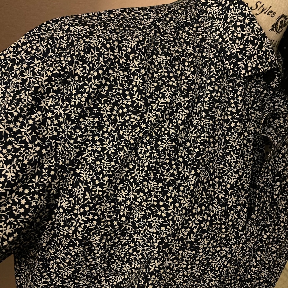 H&M Men’s button down LS